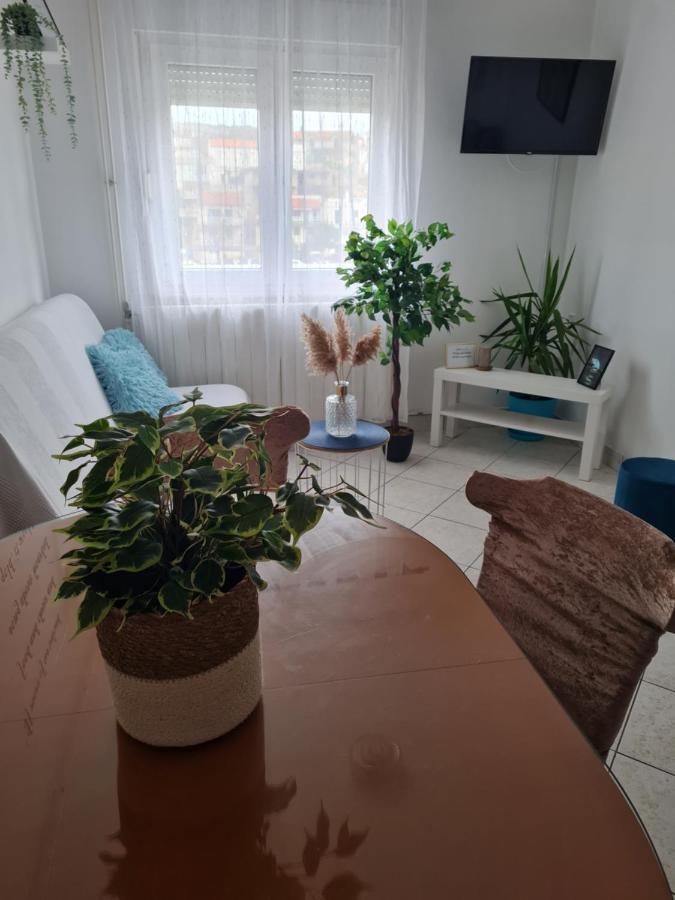Mellon Apartments Zaton  Dış mekan fotoğraf
